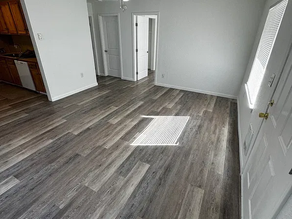 108 N National Ave #122, Bremerton, WA 98312