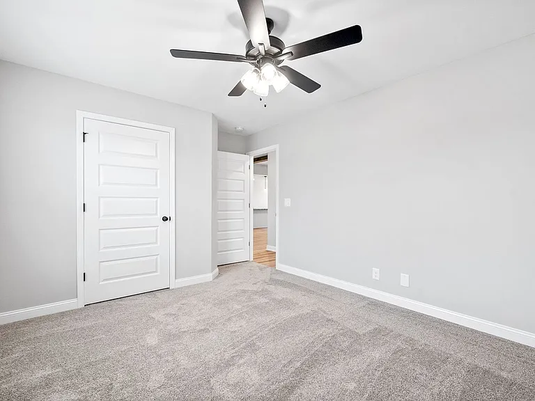 338 Galway Dr — Photo 22