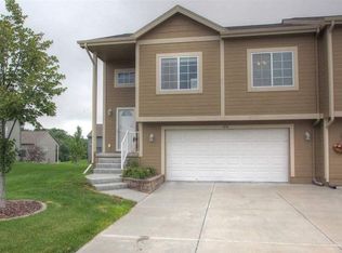 5130 S 195th Cir, Omaha, NE 68135