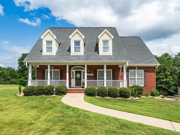 4311 Foxglove Trl, Gardendale, AL 35071