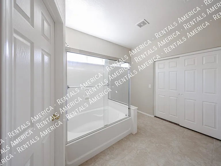 16926 W Nottingham Way — Photo 18
