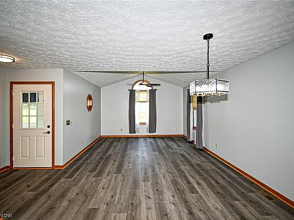 5th image of 12782 Forsythia Ave NW