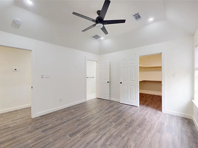 304 Graceland St — Photo 16