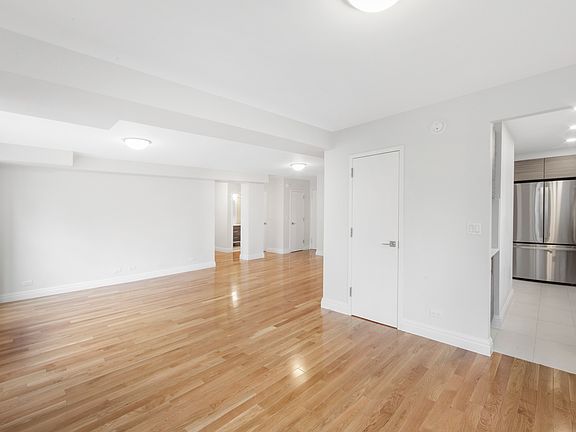 3rd image of 141 E 33rd St #15G
