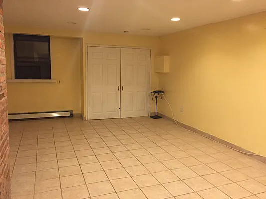 Rented by New York Realty Minimax Inc | media 20