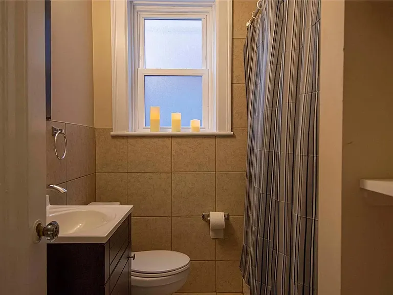 7211 Amherst Ave #1 — Photo 10