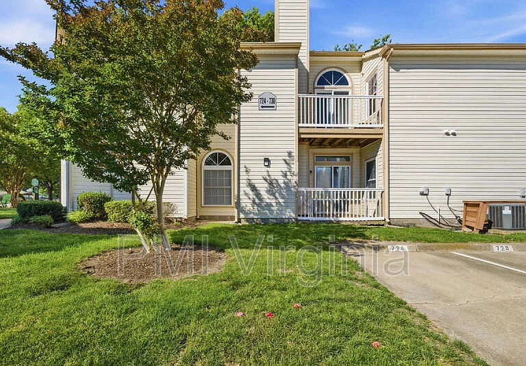 724 Harbor Springs Trl — Photo 22