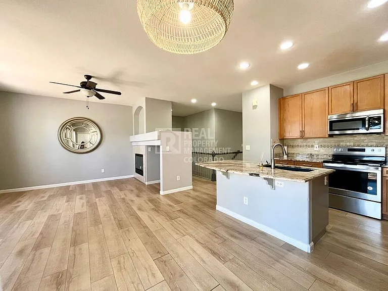 1316 S Duquesne Cir — Photo 4