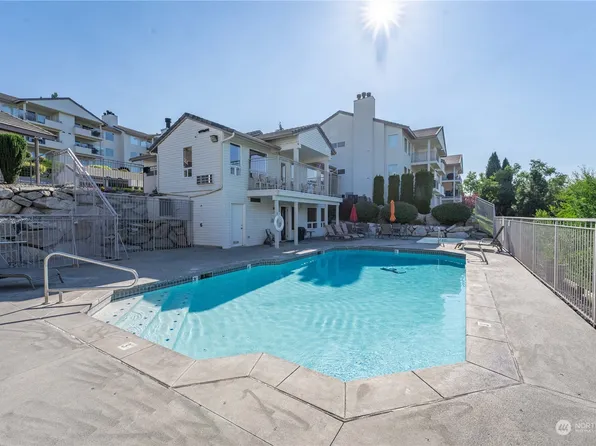 808 W Manson Highway #D203, Chelan, WA 98816