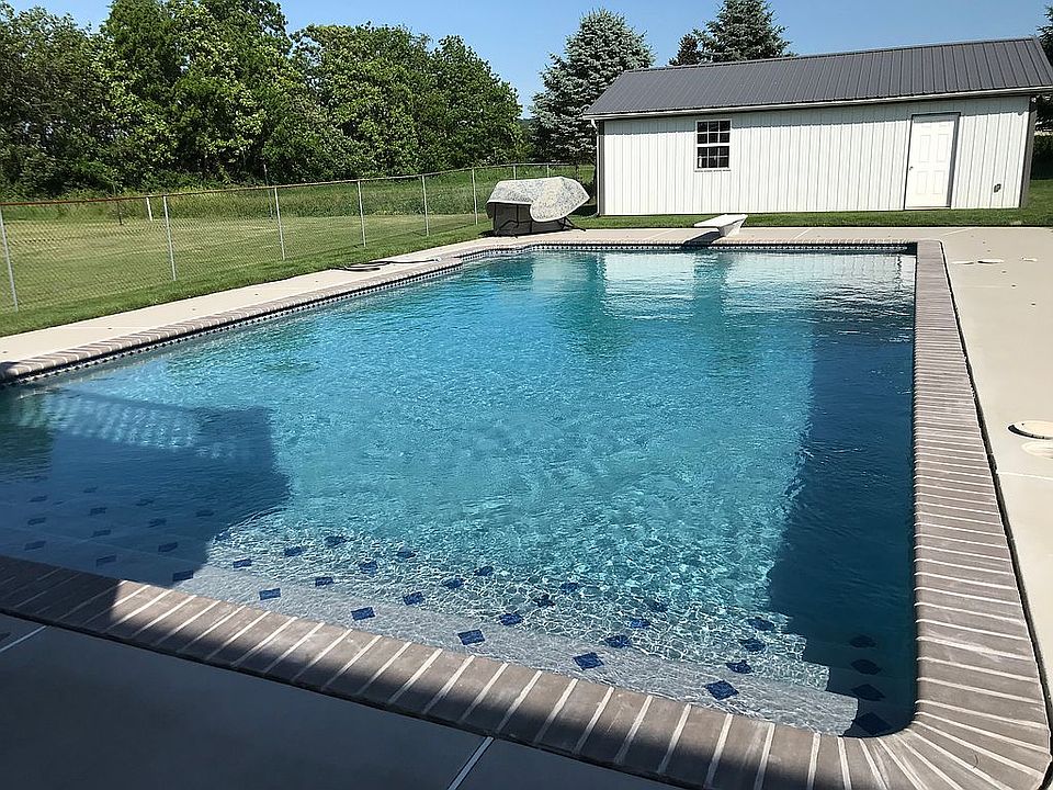 2nd image of 363 E Wesner Rd