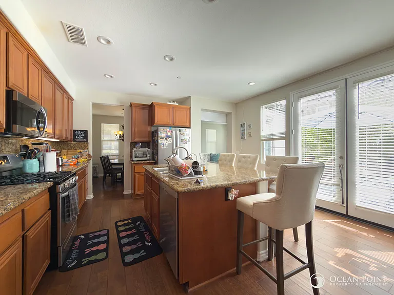 8174 Quartz St — Photo 7