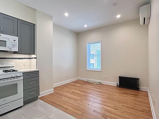 3rd image of 25-24 23rd St #2