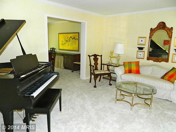 4th image of 15260 Surrey House Way