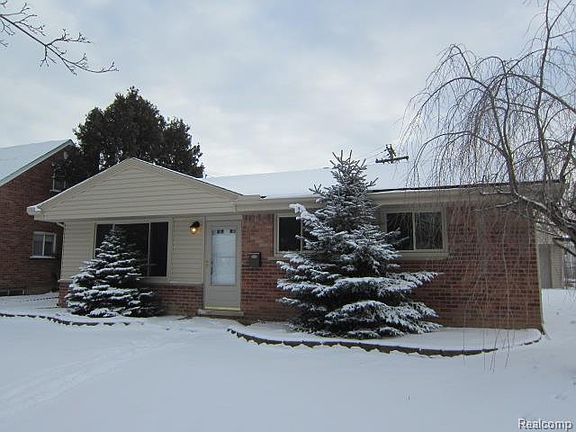 2nd image of 21128 Brooklawn Dr
