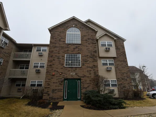 310 Cunat Blvd APT 3F, Richmond, IL 60071