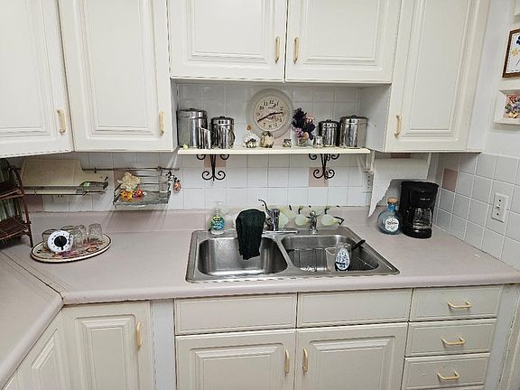 2nd image of 777 SE 2nd Avenue #C117
