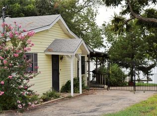 1825 E Lake Dr, Weatherford, TX 76087