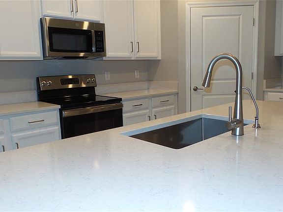 3rd image of 16715 Shell Bay Dr #16715
