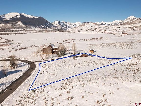 3rd image of 172 E Silver Sage Drive