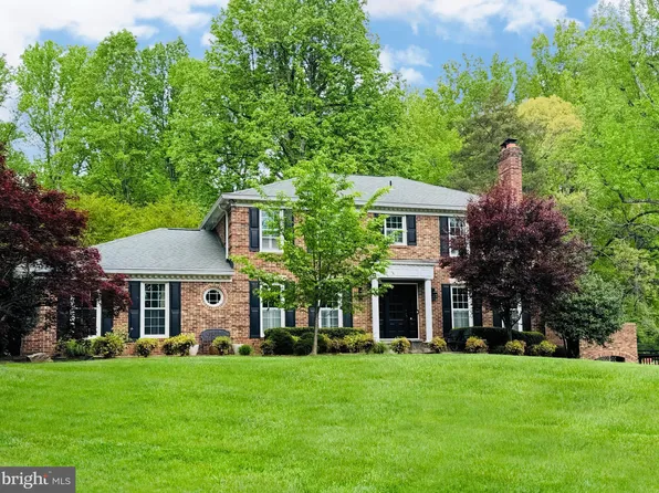 11728 Lakewood Ln, Fairfax Station, VA 22039