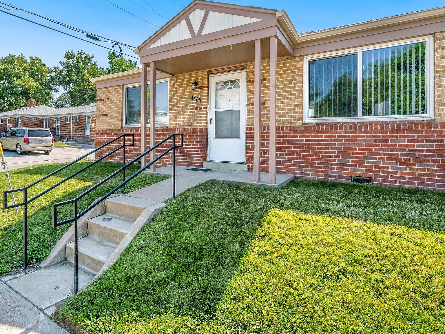 Virginia Mae Apartments — Photo 1