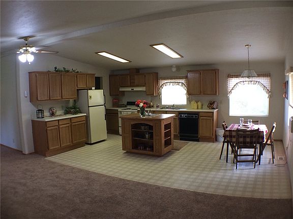 4th image of 4535 Road 6.5 NE