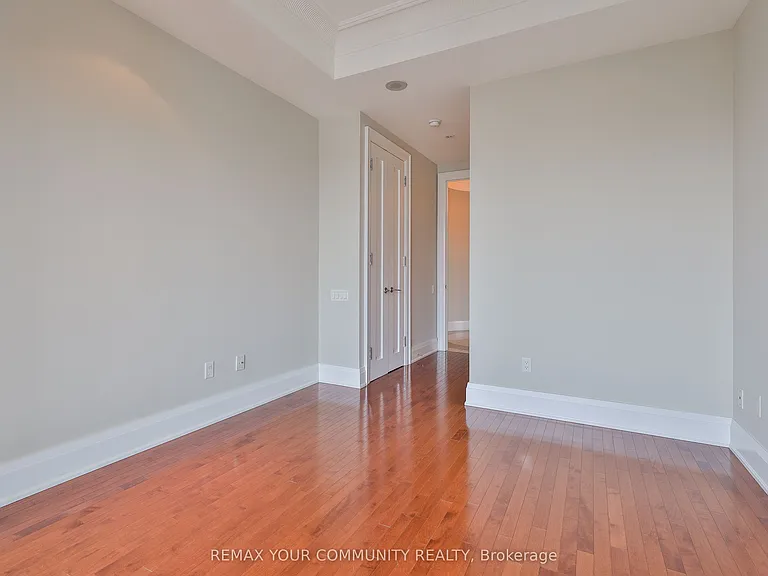 80 Yorkville Ave #802 — Photo 8