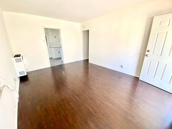 5th image of 1839 S Sierra Vista Ave APT B
