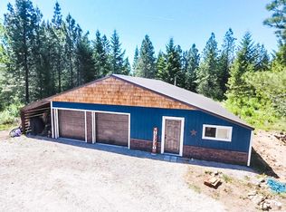 201 Frontier Ln, Elk, WA 99009