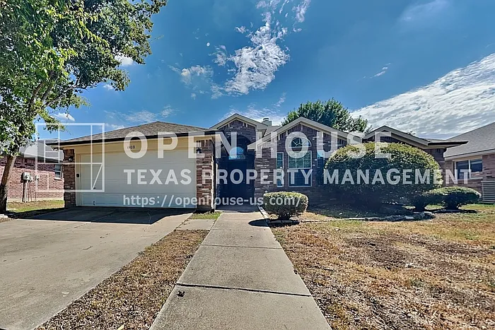 3 bed, 2.0 bath, 1832 sqft, $2,550 — Photo 1
