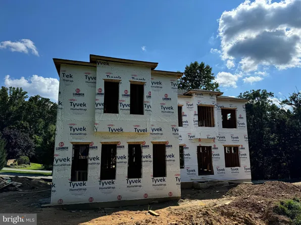 224 Sherwood Rd, Cockeysville, MD 21030