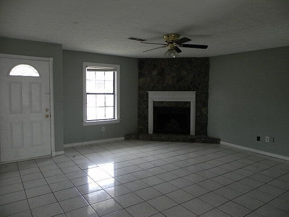2nd image of 3006 Meadow Wood Ct