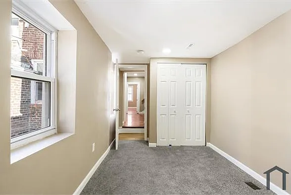 424 S Eden St — Photo 13