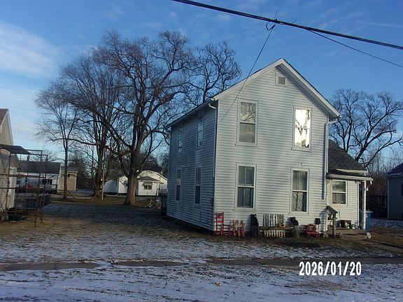 2nd image of 205 S Axtel Ave