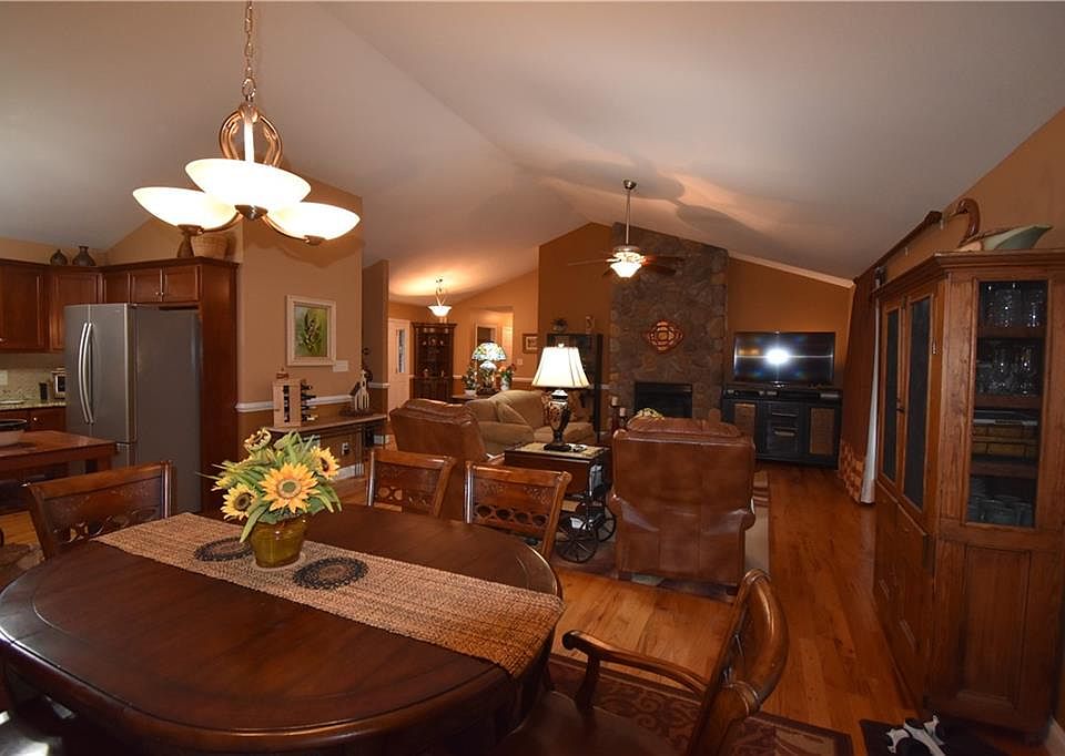 1st image of 4215 Greenfield Pl