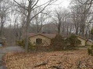 4 Baptist Church Rd, Hampton, NJ 08827