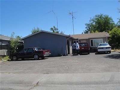 1st image of 2524 Connie Dr
