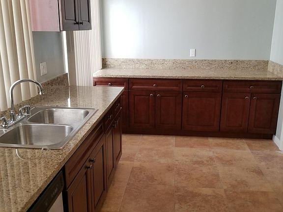 Newly Remodeled Kitchen 