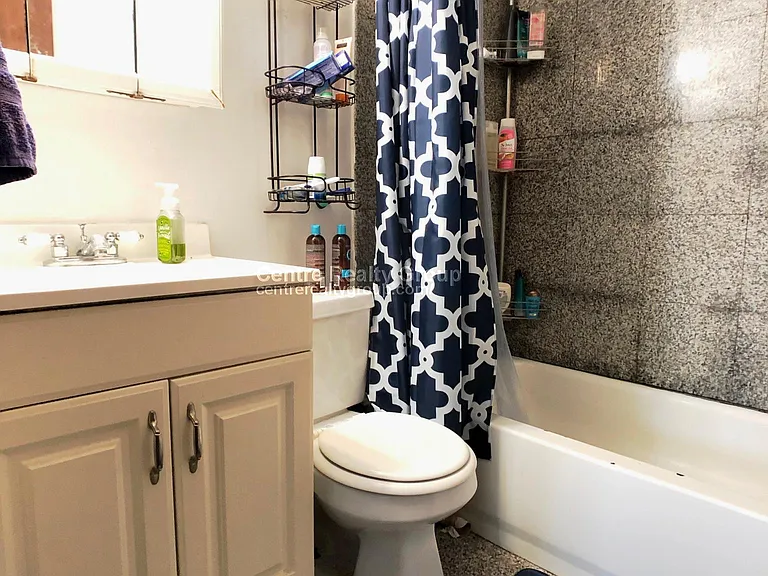 89 Sheridan St #1 — Photo 8