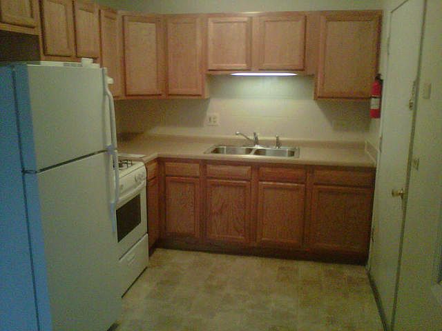 2nd image of 14827 Maplewood Ave