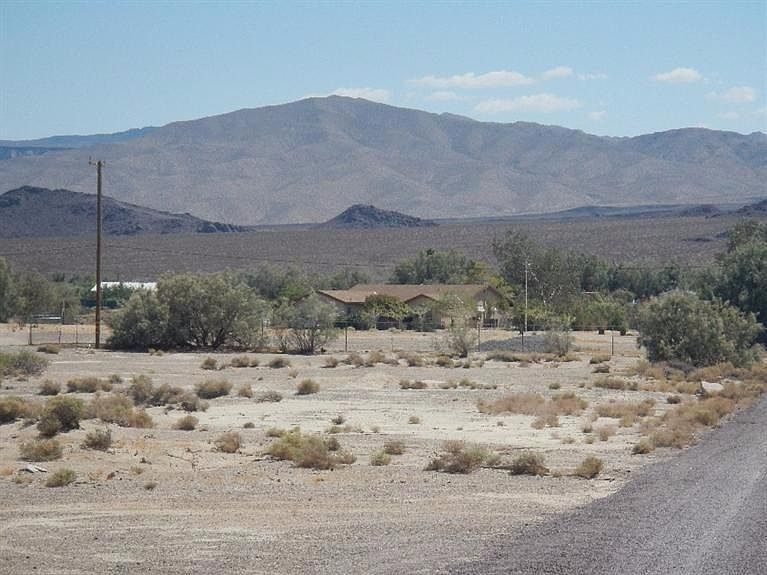 1st image of 46000 Siesta Ln