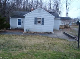 10568 Georgia Ave, Aurora, OH 44202