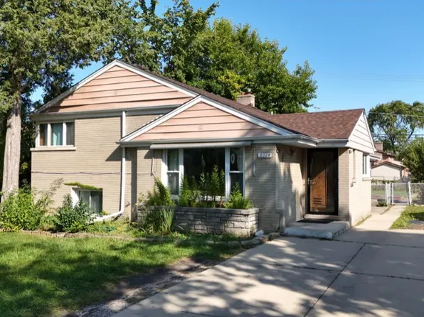 3814 W Sherwin Ave, Lincolnwood, IL 60712
