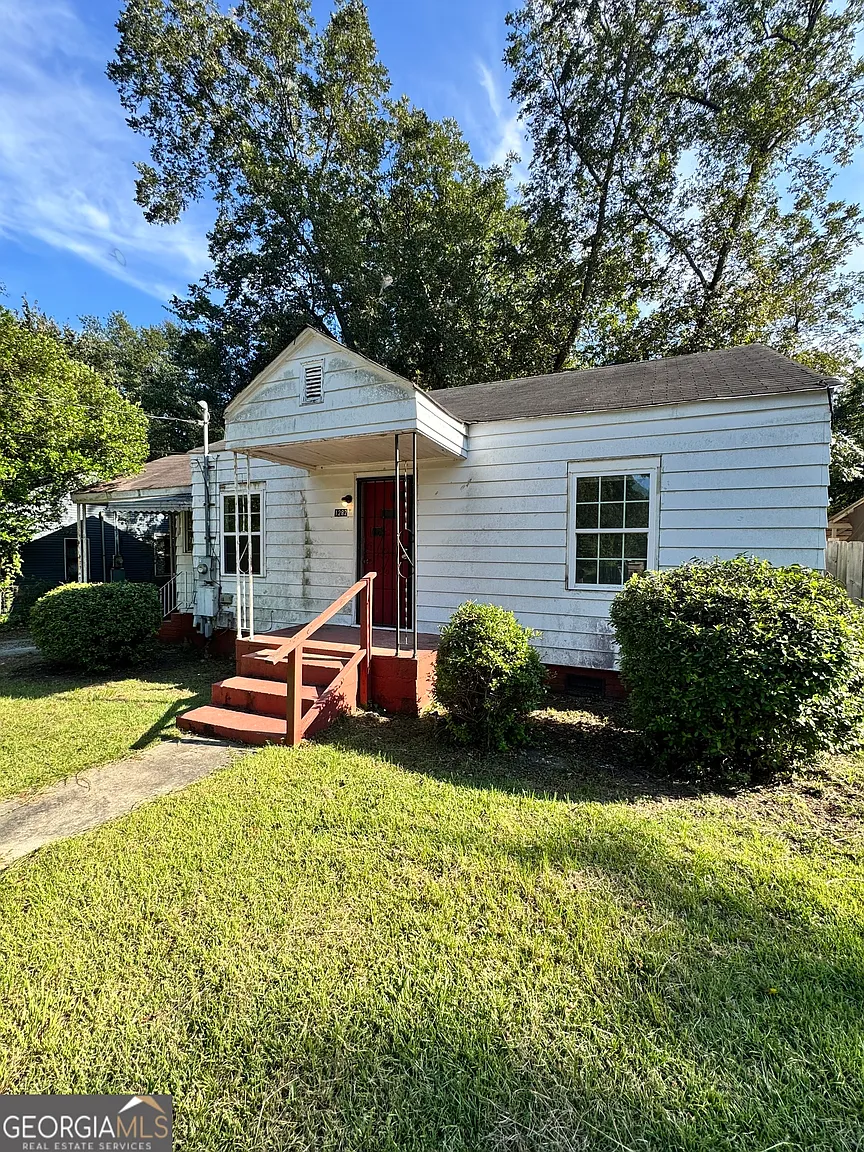 1282 Hartley St photo 1
