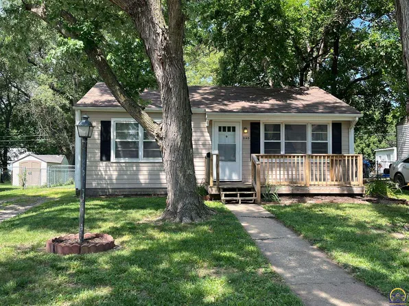 2145 SW Jewell Ave, Topeka, KS 66611