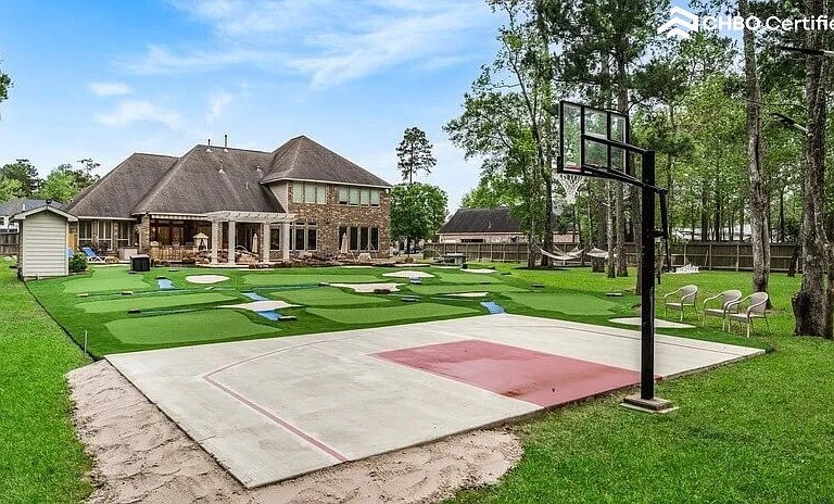 Private basketball hoop