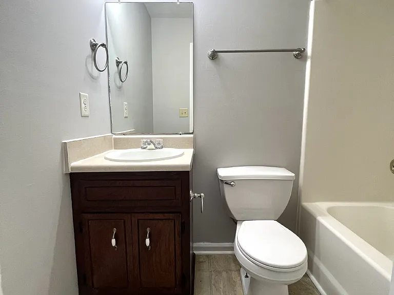 2404 N Ford St — Photo 9