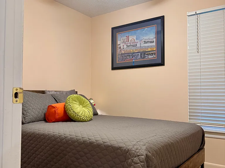 216 Camellia Dr — Photo 6