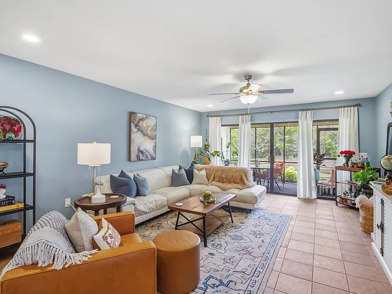 3689 Gleneagle Dr #14B — Photo 11