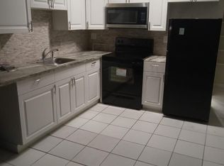 271 NW 177th St, Miami, FL 33169